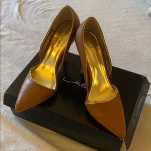 C. Label Stilettos Sz. 8